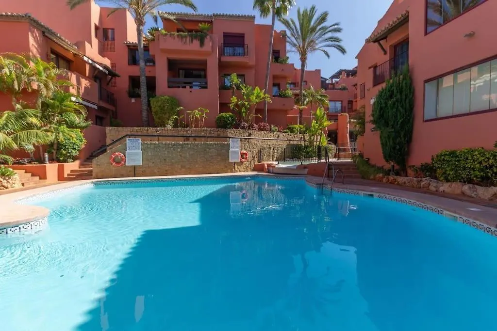 Apartment R15 Beach Side 3 Bedroom Flat Marbella Spain